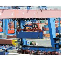 14002_7568 Verladung eines Containers auf eine Güterzug per Bahnkran. | HHLA Container Terminal Hamburg Altenwerder ( CTA )